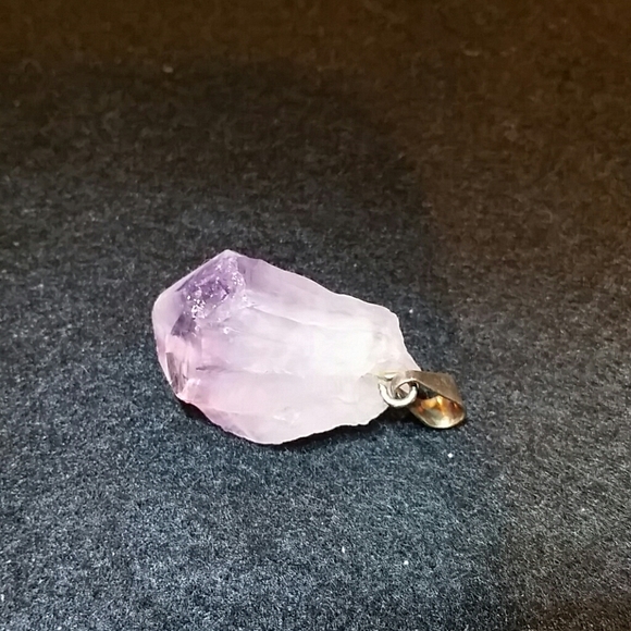 Pendant - Picture 2 of 2